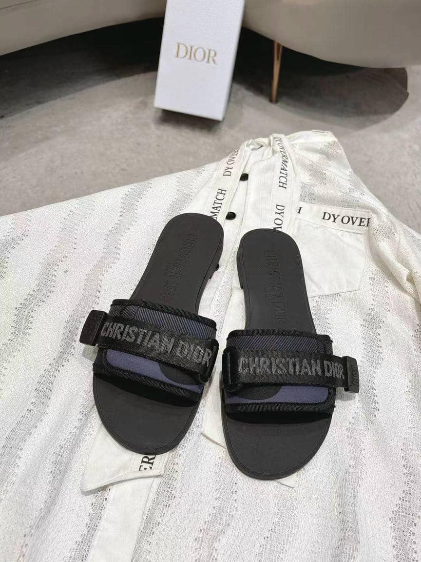 Dior Velcro slippers2-3